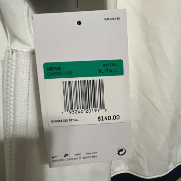 NWT Nike White/Navy New Orleans Pelicans City Edition Short Sleeve Snap Jacket - Picture 4 of 5